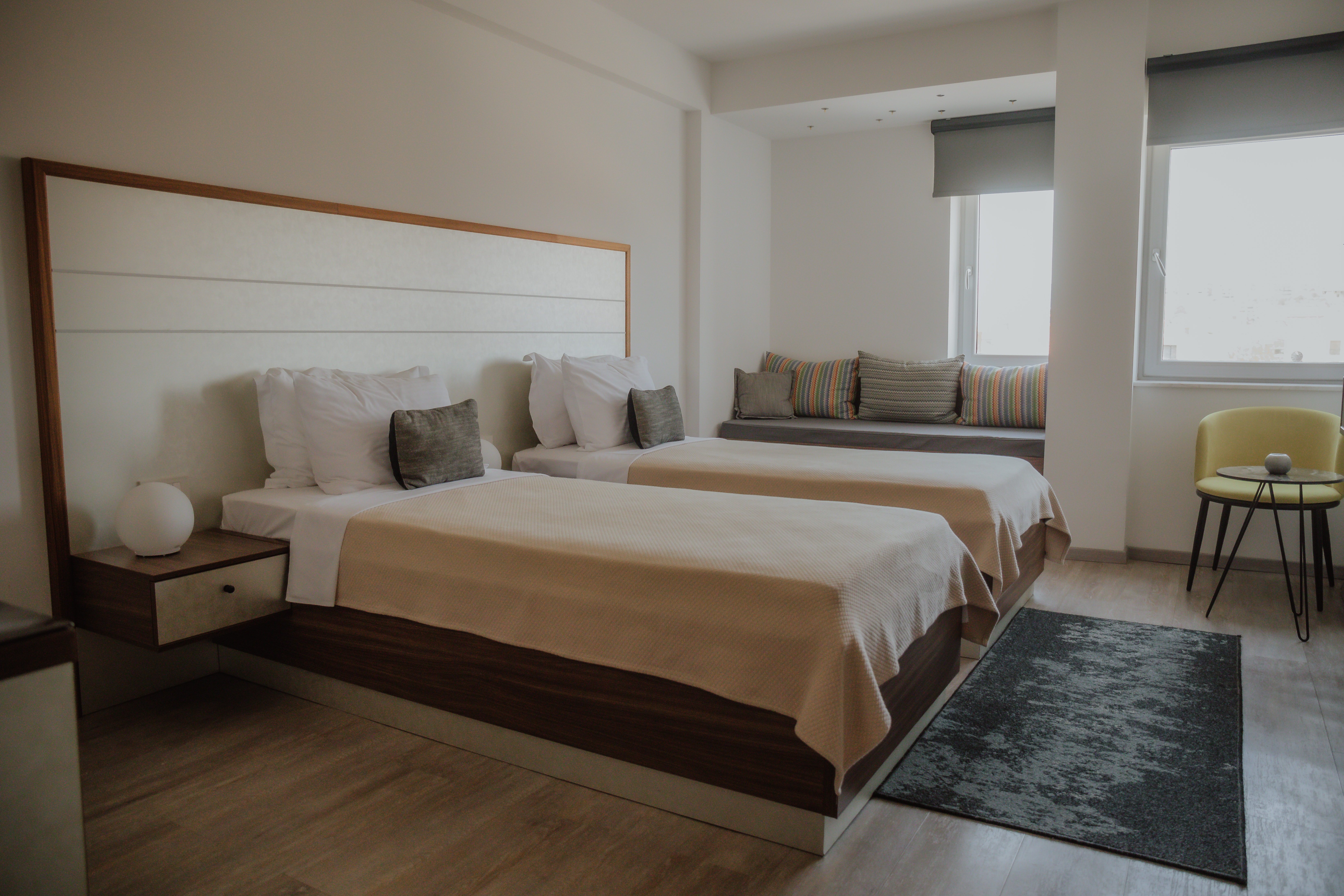 Hotel Paint It Black